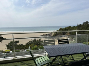 492 - Appartement T4, surplombant la plage de Caroual